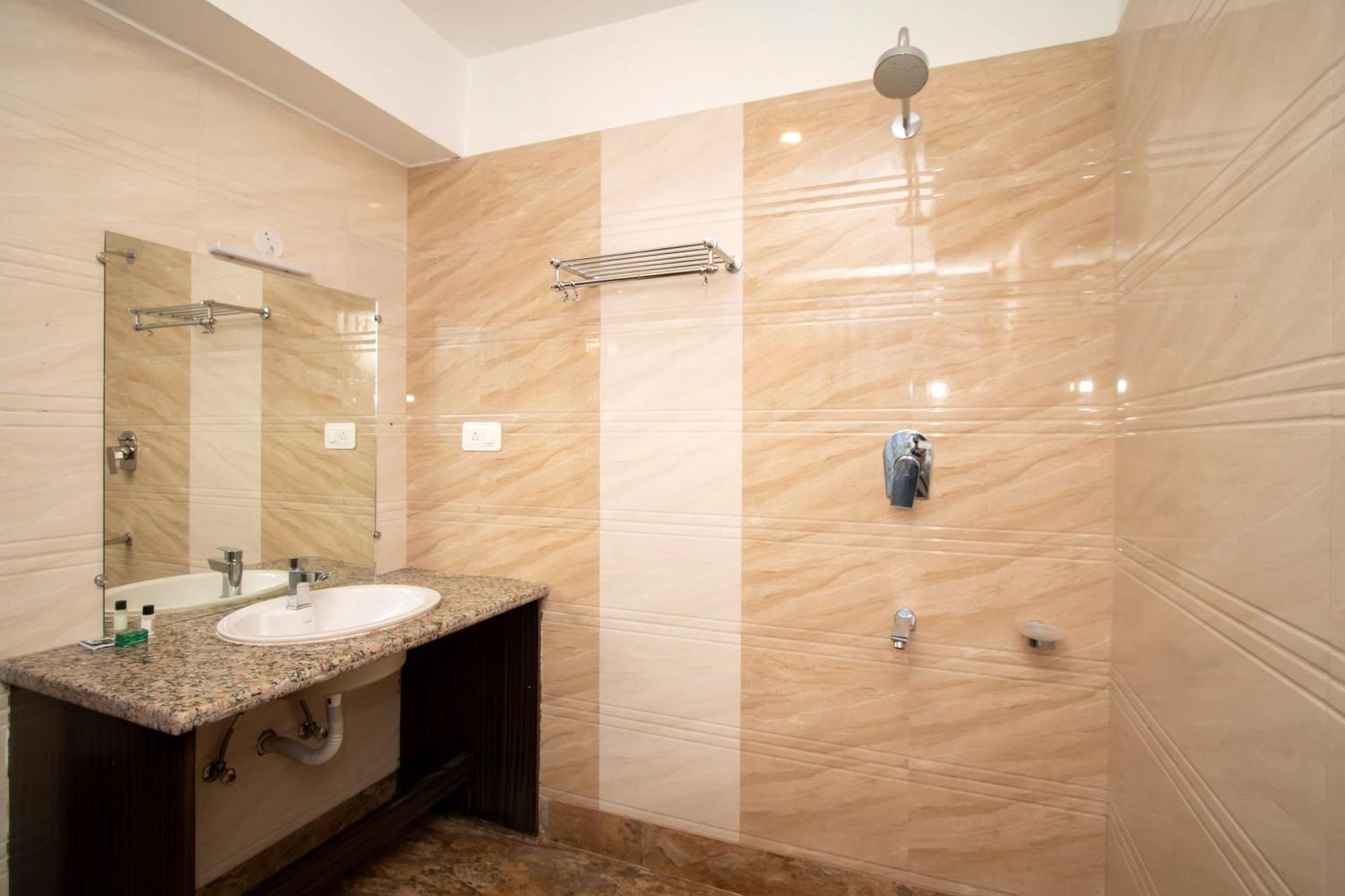 Tiara Regency Gangtok By Easygorooms Esterno foto